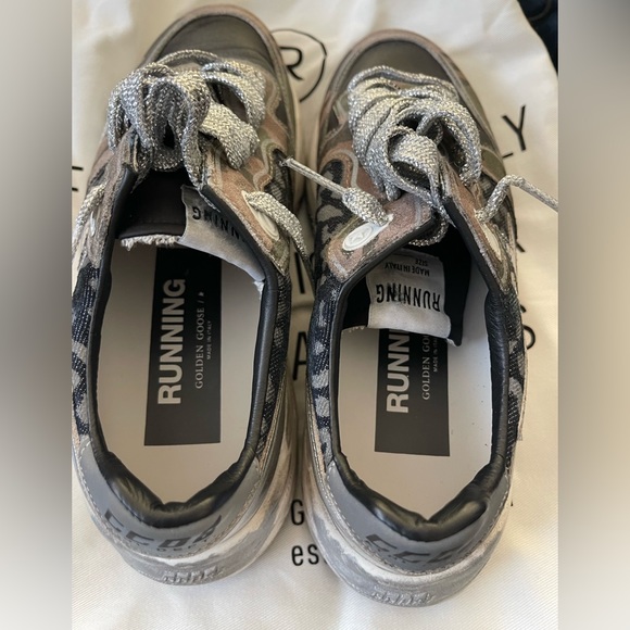 GOLDEN GOOSE SIZE 35 - WORN 1X - LIKE NEW - RUNNING - Picture 5 of 11